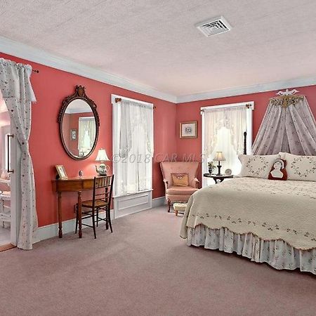 Princess Anne Book Lovers Inn Buitenkant foto